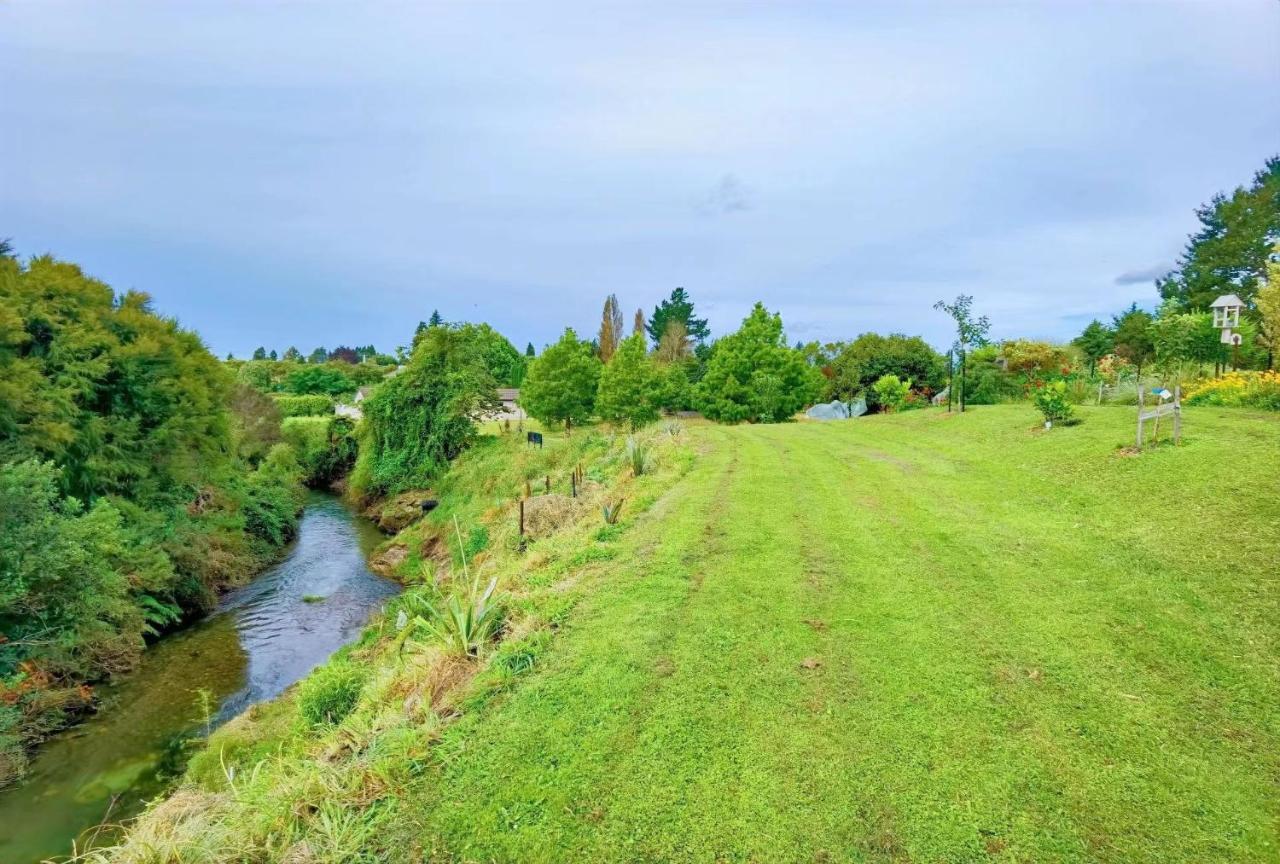 Tranquil Stream Villa Rotorua Exteriör bild